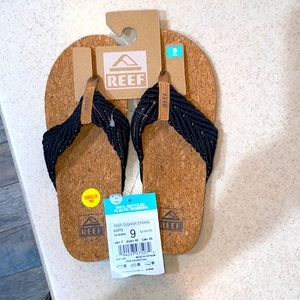 Reef women’s sandals 9